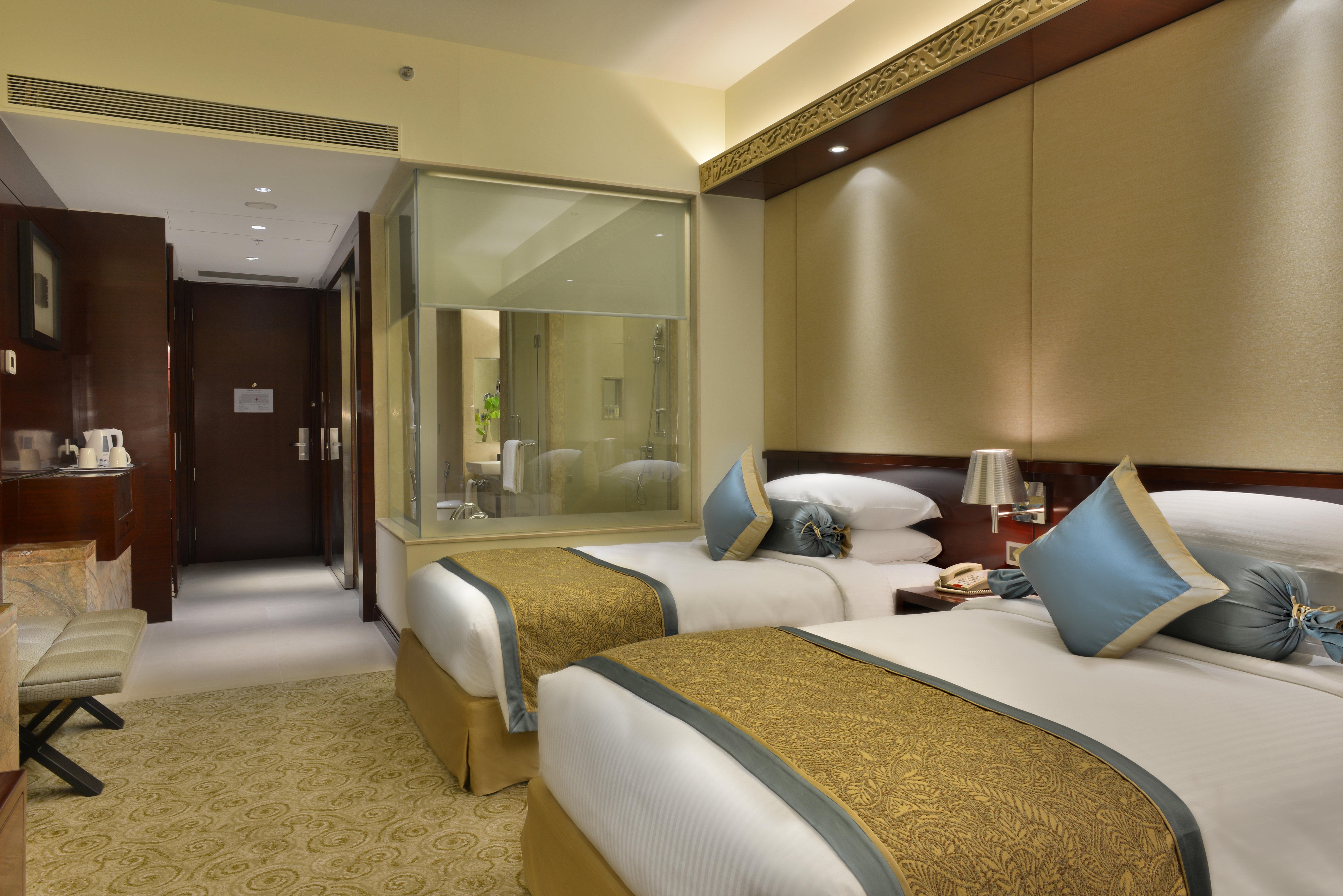 Crowne Plaza Ahmedabad City Centre By Ihg Exterior foto