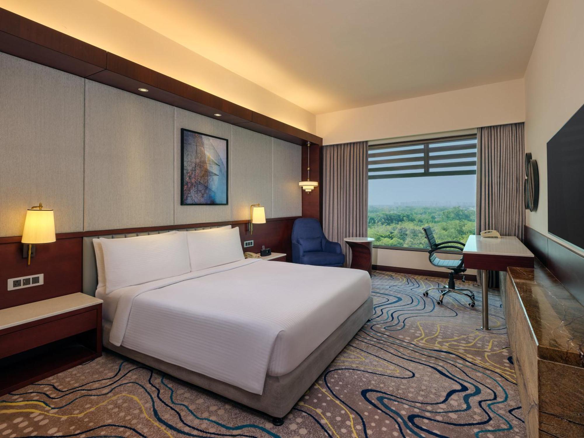 Crowne Plaza Ahmedabad City Centre By Ihg Exterior foto